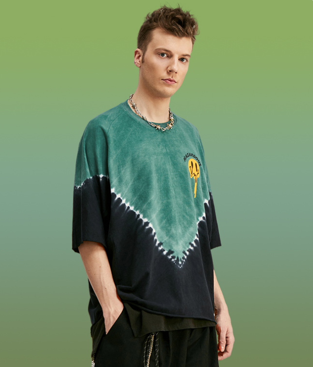 Tie-dye Smiley English Male T-shirt